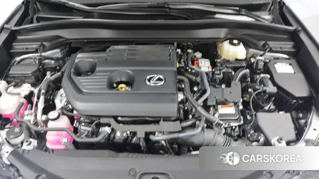 Lexus UX300h id 3496742 из Кореи 13