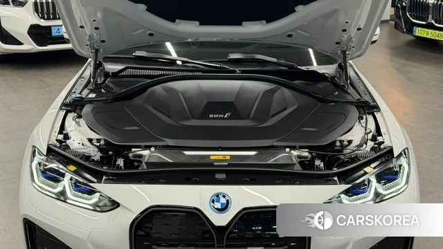 BMW i4 id 4381393 из Кореи 16