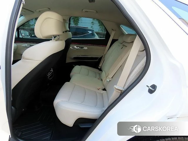Genesis GV70 id 4729613 из Кореи 16