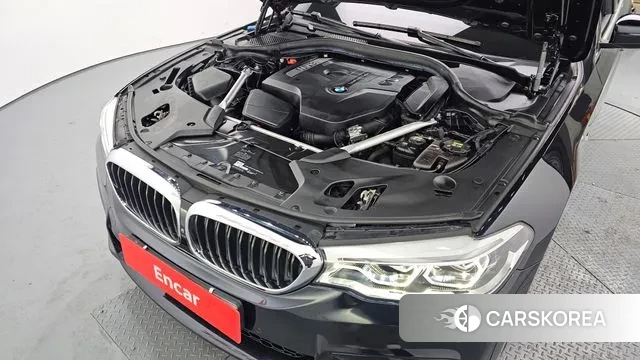 BMW 5 Series (G30) id 3563347 из Кореи 16