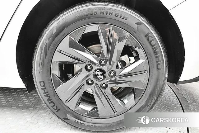Hyundai Avante (CN7) id 4402069 из Кореи 16
