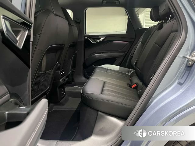 Audi Q4 e-tron id 3889820 из Китая 13