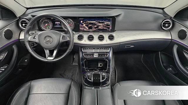 Mercedes-Benz E-Class W213 id 4698972 из Кореи 27