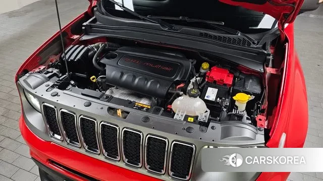 Jeep Renegade id 3237934 из Кореи 16