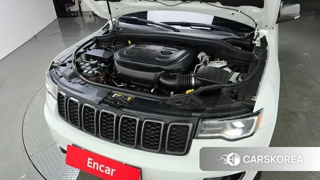 Jeep Grand Cherokee id 3160512 из Кореи 16