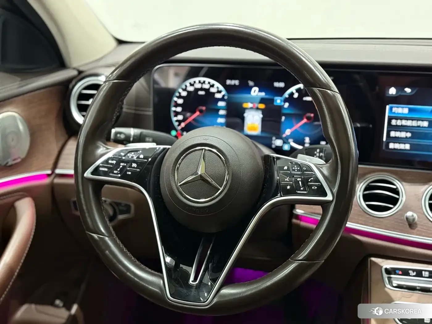 Mercedes-Benz E-Class id 4599791 из Китая 17