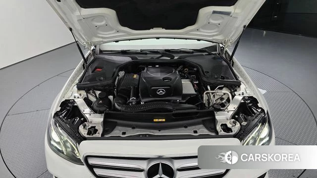 Mercedes-Benz E-Class W213 id 3808429 из Кореи 16