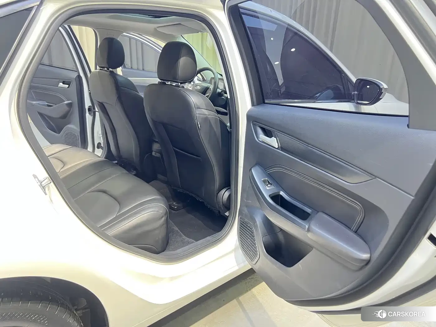 Ford Forrest id 4664638 из Китая 12