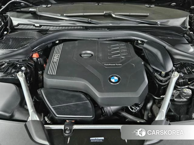 BMW 5 Series (G30) id 3838859 из Кореи 16