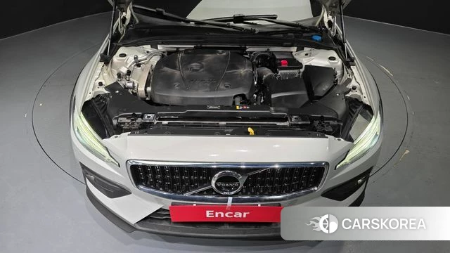Volvo V60 Cross-Country 2nd Generation id 4557331 из Кореи 30