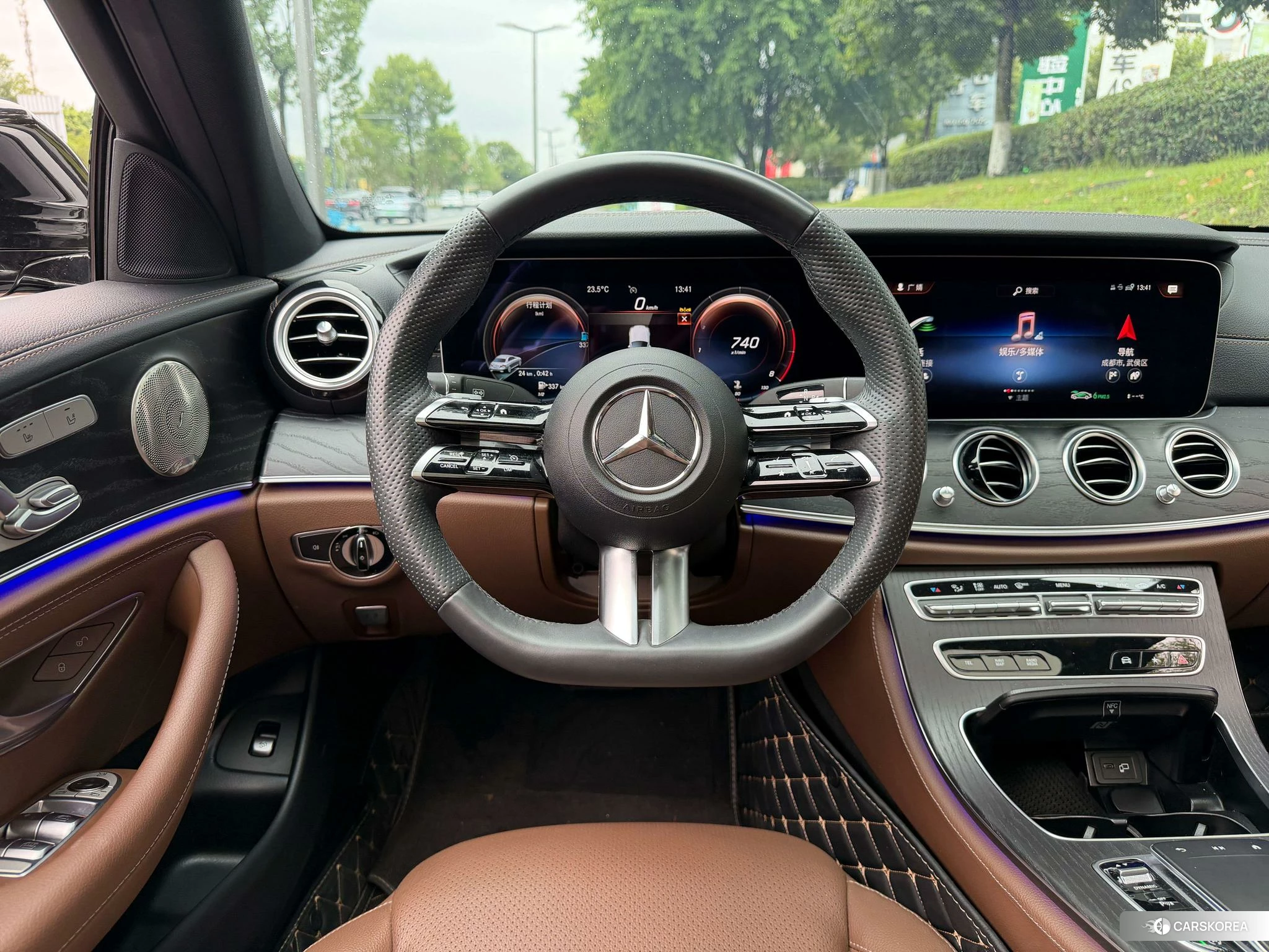 Mercedes-Benz E-class id 4487334 из Китая 10