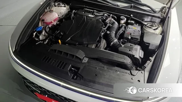 Hyundai Grandeur (GN7) id 3550505 из Кореи 16