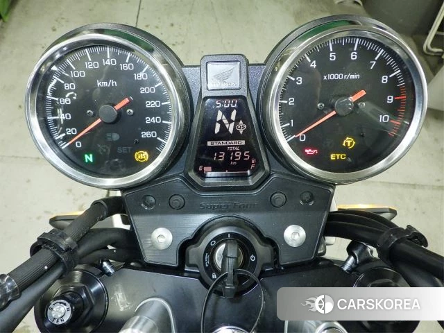 Honda CB1300SF id 4184493 из Японии 20