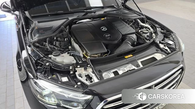 Mercedes-Benz E-Class W214 id 4493916 из Кореи 28