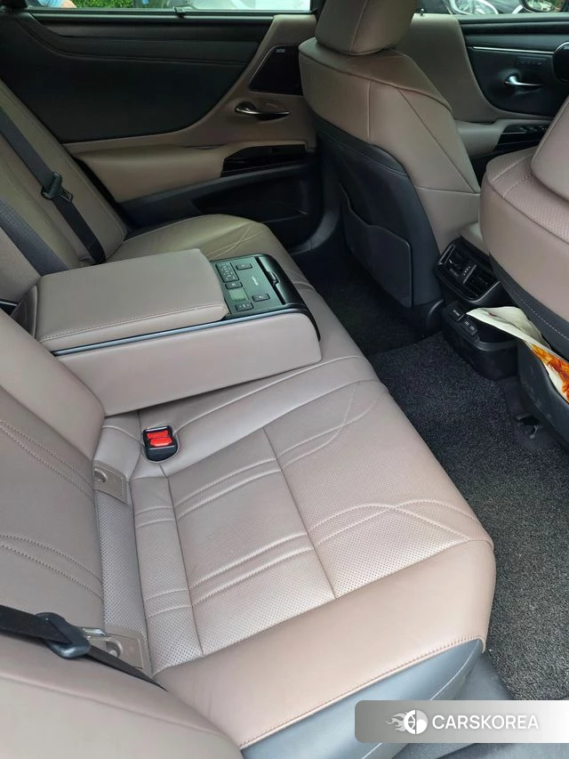 Lexus ES300h 7th generation id 4329612 из Кореи 7