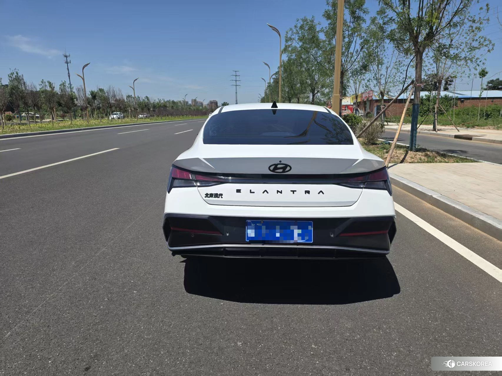 Hyundai Elantra 2023 Белый из Китая, фото 6