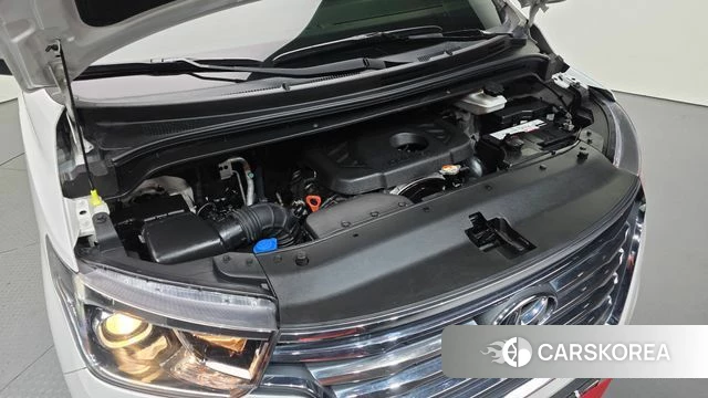 Hyundai The New Grand Starex id 4304993 из Кореи 16