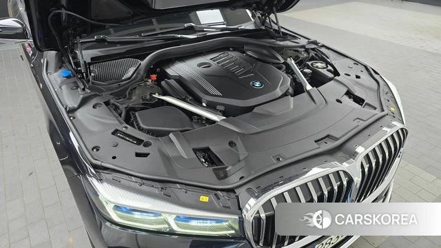 BMW 7 Series (G11) id 4675929 из Кореи 16