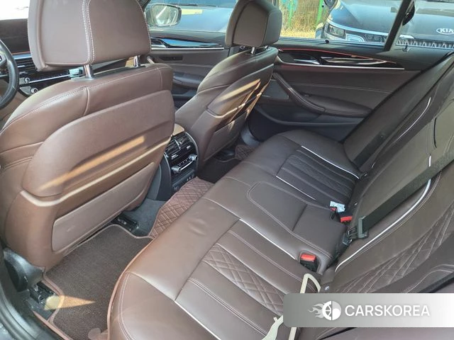 BMW 5 Series (G30) id 4898532 из Кореи 7