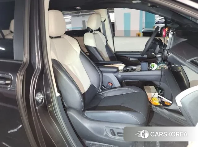 Toyota Sienna 4th Generation 2025 Серый из Кореи, фото 6