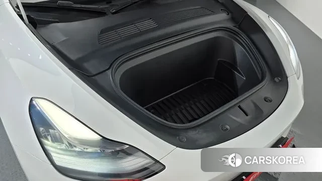 Tesla Model Y id 3478877 из Кореи 16