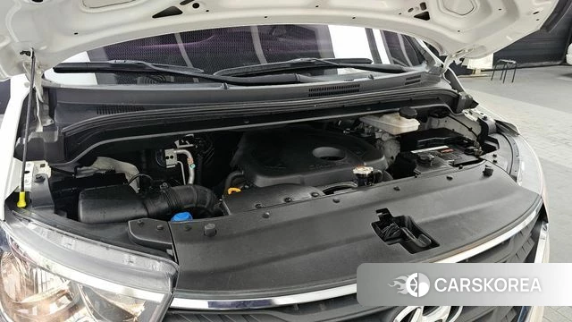 Hyundai The New Grand Starex id 4286073 из Кореи 26