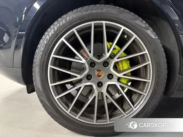 Porsche Cayenne (PO536) id 3686853 из Кореи 16