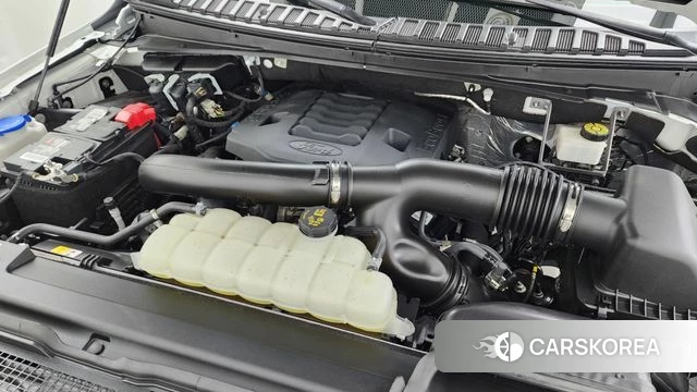 Ford Expeditation id 4421953 из Кореи 32