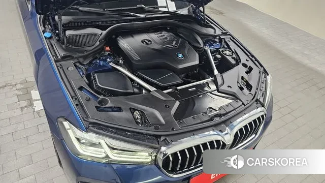 BMW 5 Series (G30) id 2890848 из Кореи 16