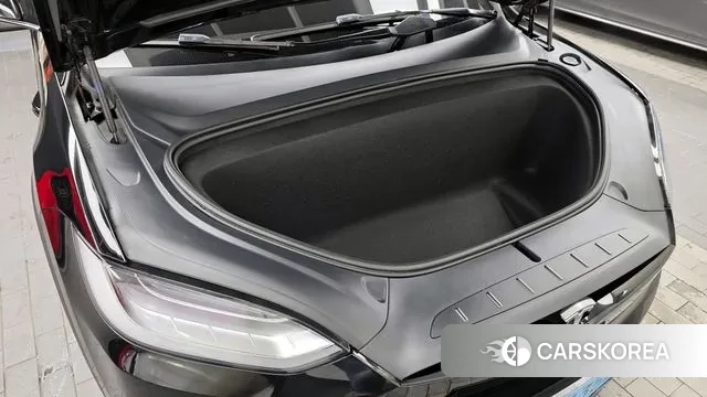 Tesla Model X id 3031699 из Кореи 16