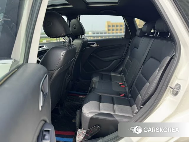 Mercedes-Benz Class B id 4253647 из Китая 15