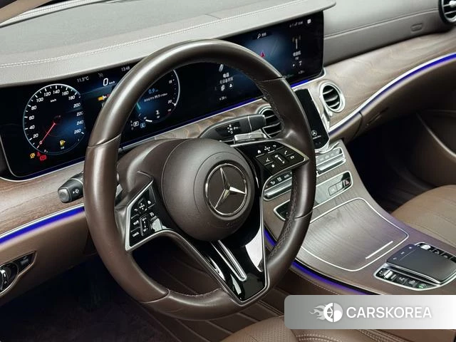 Mercedes-Benz E-class id 4297266 из Китая 17