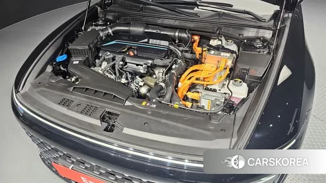 Hyundai Grandeur Hybrid (GN7) id 3053032 из Кореи 16