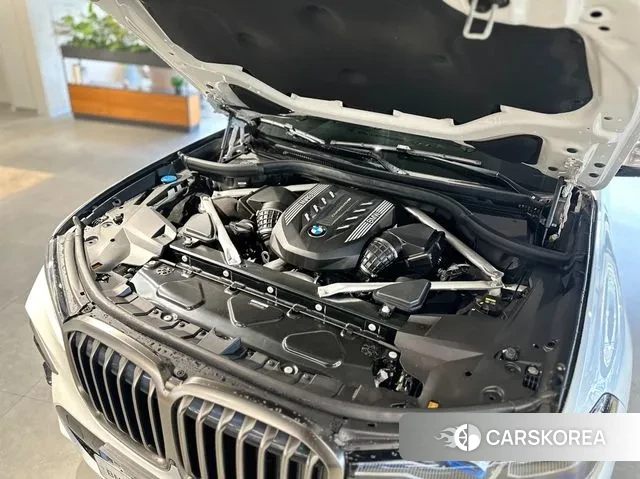 BMW X7 (G07) id 3378339 из Кореи 16