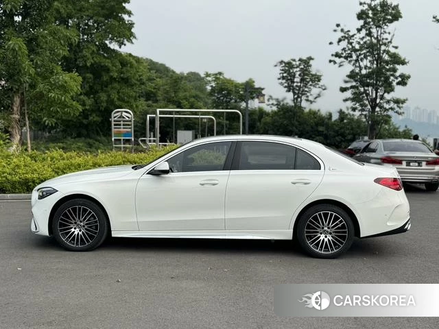 Mercedes-Benz Class C 2024 Белый из Китая, фото 6