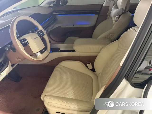 Hyundai Grandeur (GN7) id 2883850 из Кореи 9