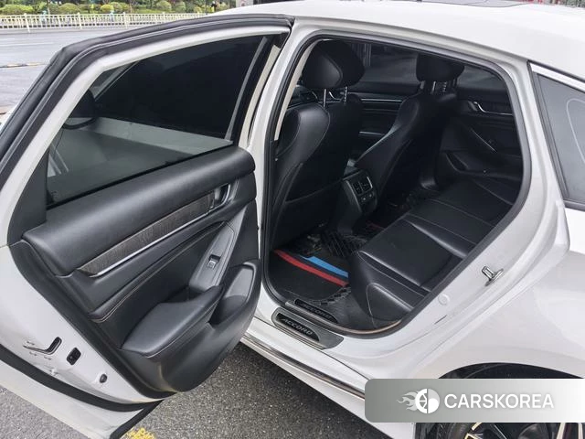 Honda Accord id 4333507 из Китая 10