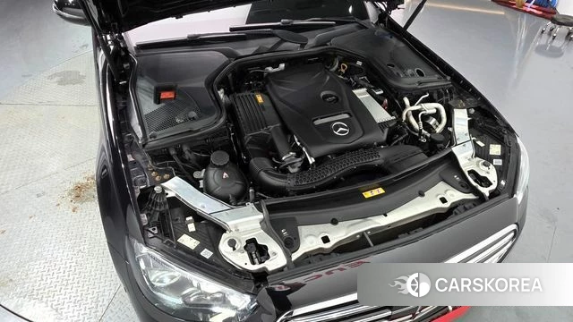 Mercedes-Benz E-Class W213 id 4594413 из Кореи 30