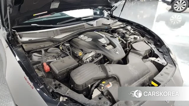 Maserati Ghibli id 3395802 из Кореи 16