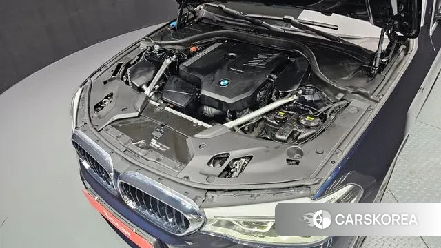 BMW 5 Series (G30) id 3433868 из Кореи 16