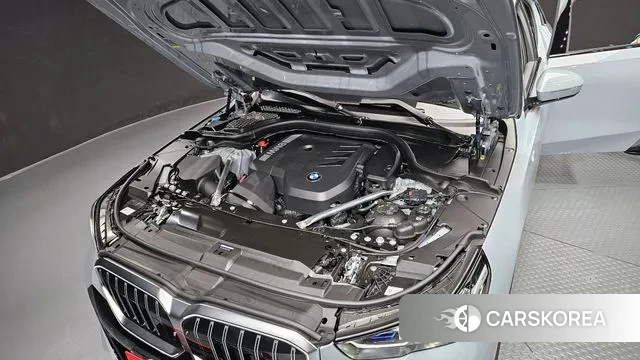 BMW 5 Series (G60) id 3554736 из Кореи 16