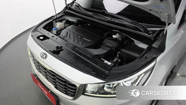 Kia The New Carnival id 4755324 из Кореи 16