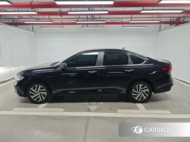 Volkswagen Lavida id 4209610 из Китая 16