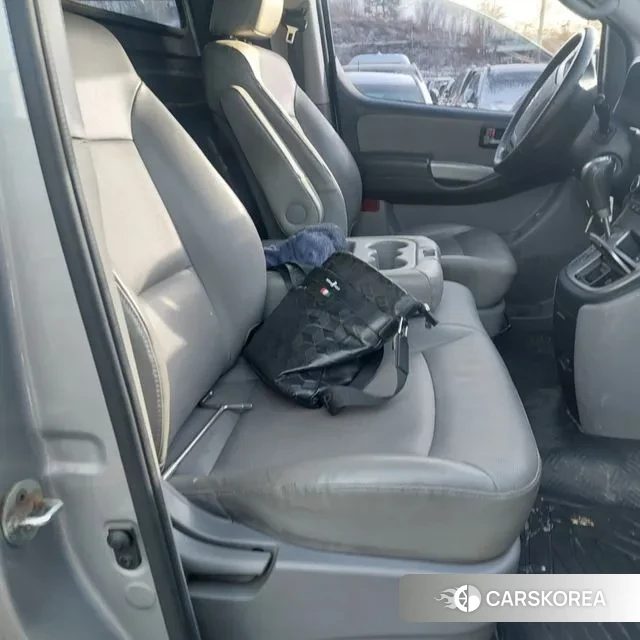 Hyundai The New Grand Starex id 3608061 из Кореи 16