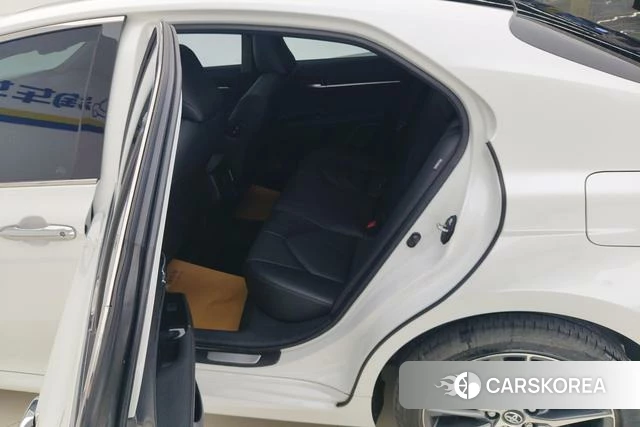 Toyota Camry id 3782348 из Китая 13