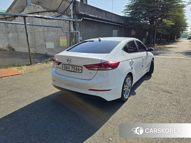 Hyundai Avante AD id 3857420 из Кореи 16