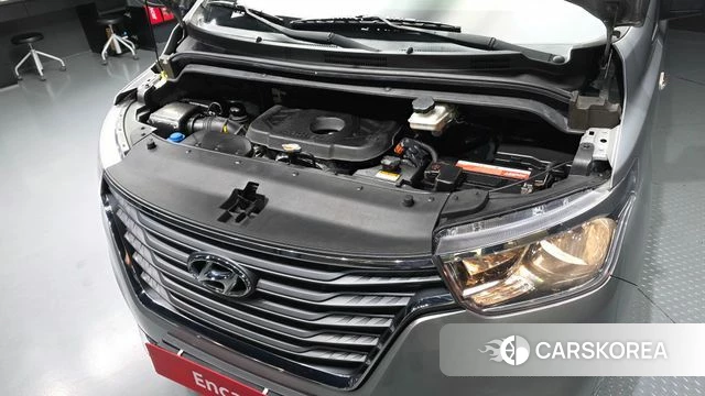 Hyundai The New Grand Starex id 4769804 из Кореи 16
