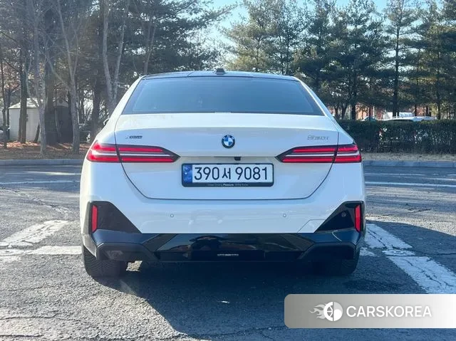 BMW 5 Series (G60) id 3599680 из Кореи 16