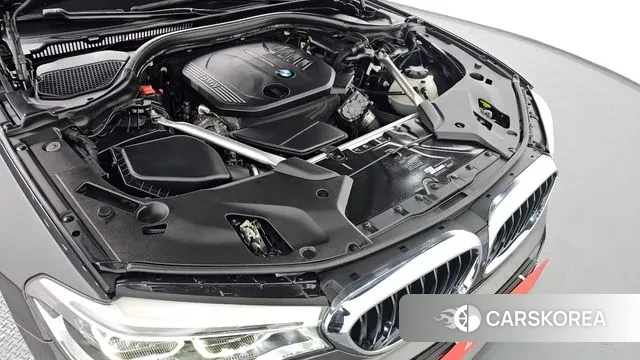 BMW 5 Series (G30) id 3789044 из Кореи 16