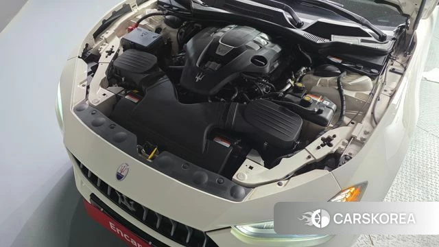 Maserati Ghibli id 4363445 из Кореи 27